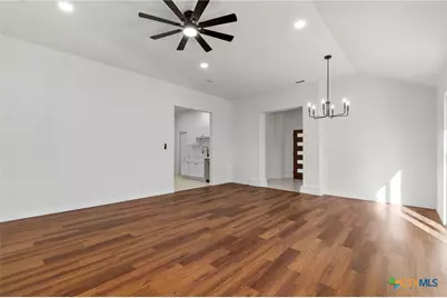 1751 Joy Spring, New Braunfels, TX 78130 - Photo 9