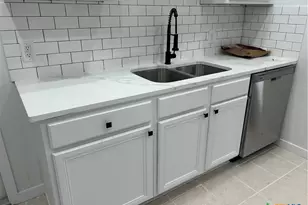 1751 Joy Spring, New Braunfels, TX 78130 - Photo 7