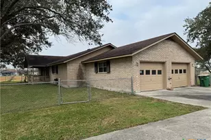 3502 and 3504 Pleasant Green Dr, Victoria, TX 77901 - Photo 35