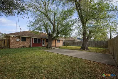 303 Gettysburg Drive, Victoria, TX 77904 - Photo 17