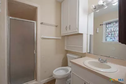 303 Gettysburg Drive, Victoria, TX 77904 - Photo 13