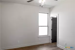 16026 Honey Rdg Dr, Holland, TX 76534 - Photo 15