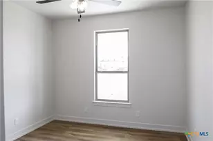 16026 Honey Rdg Dr, Holland, TX 76534 - Photo 13