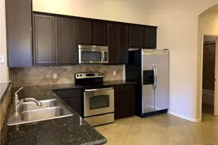 235 Anne Louise Dr, New Braunfels, TX 78130 - Photo 11