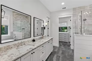 2001 Granite Cove Dr, Kingsland, TX 78639 - Photo 15