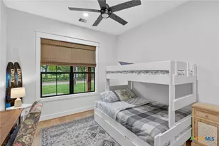 2001 Granite Cove Dr, Kingsland, TX 78639 - Photo 17