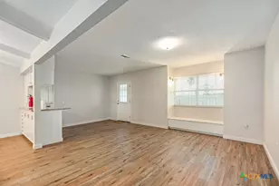 118 Holiday Ln, Port Lavaca, TX 77979 - Photo 13