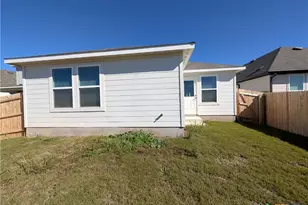 862 Bluegrass Pt, New Braunfels, TX 78130 - Photo 37