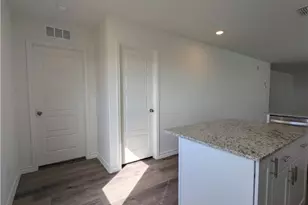 862 Bluegrass Pt, New Braunfels, TX 78130 - Photo 13