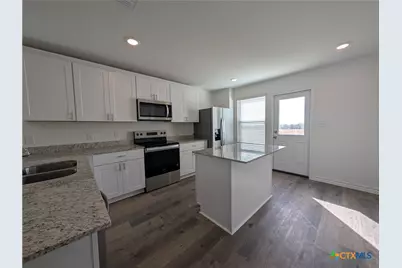 862 Bluegrass Point, New Braunfels, TX 78130 - Photo 9