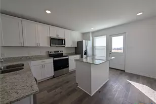 862 Bluegrass Pt, New Braunfels, TX 78130 - Photo 9