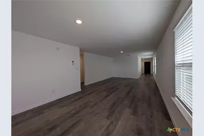 862 Bluegrass Point, New Braunfels, TX 78130 - Photo 7