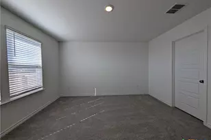 862 Bluegrass Pt, New Braunfels, TX 78130 - Photo 19