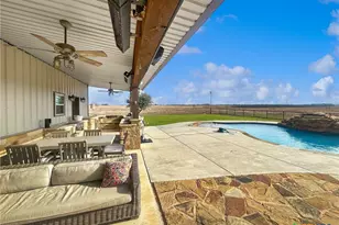 1747 Cr 139 Loop, Cameron, TX 76520 - Photo 25