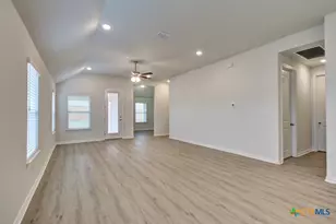 1764 Heritage Maples, New Braunfels, TX 78132 - Photo 9