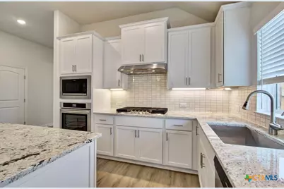 1764 Heritage Maples, New Braunfels, TX 78132 - Photo 5