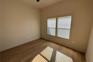 318 Warehouse Rd, Victoria, TX 77905 - Photo 25