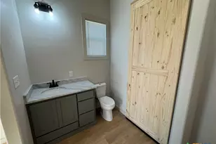 318 Warehouse Rd, Victoria, TX 77905 - Photo 27