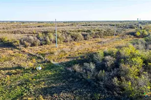 3191 Co Rd 463, Elgin, TX 78621 - Photo 17