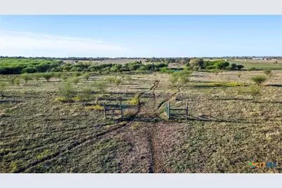 3191 County Road 463, Elgin, TX 78621 - Photo 23