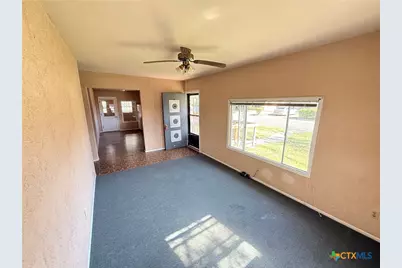 2304 Louise Street, Seguin, TX 78155 - Photo 5