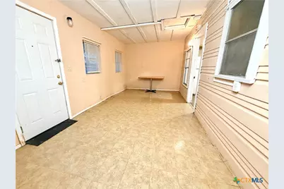 2304 Louise Street, Seguin, TX 78155 - Photo 17