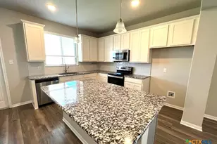 978 Aurora Grv Bnd, Temple, TX 76502 - Photo 3