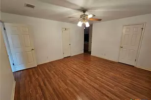 1106 Berkman Dr, Victoria, TX 77904 - Photo 21