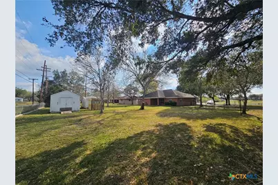 1106 Berkman Drive, Victoria, TX 77904 - Photo 7