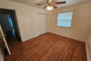 1106 Berkman Dr, Victoria, TX 77904 - Photo 25