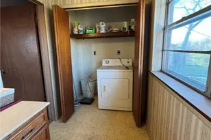 2742 W Kingsbury St, Seguin, TX 78155 - Photo 17