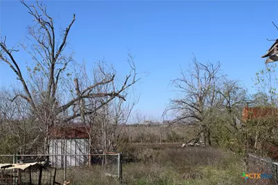 2742 W Kingsbury Street, Seguin, TX 78155 - Photo 27