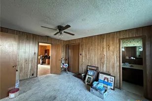 2742 W Kingsbury St, Seguin, TX 78155 - Photo 11