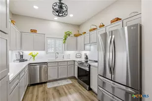 113 Charleston Dr, Victoria, TX 77904 - Photo 13