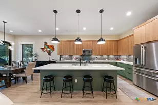 300 Bridgepoint Dr, Kingsland, TX 78639 - Photo 13