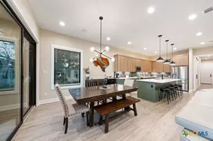 300 Bridgepoint Dr, Kingsland, TX 78639 - Photo 17