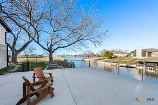 300 Bridgepoint Dr, Kingsland, TX 78639 - Photo 45