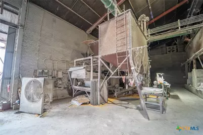 610 E End St., Goliad, TX 77963 - Photo 29