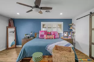 404 Glen Oaks Ln, Cuero, TX 77954 - Photo 15