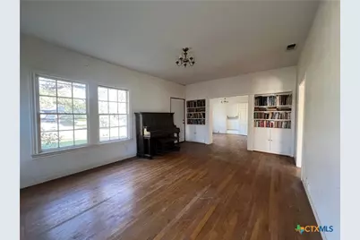 202 Shady Street, Marlin, TX 76661 - Photo 3