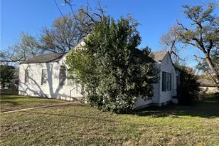 202 Shady St, Marlin, TX 76661 - Photo 23