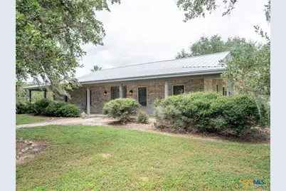 1371 Fannin Oaks Drive, Victoria, TX 77905 - Photo 1