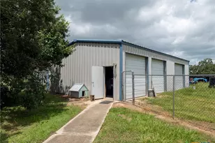 1371 Fannin Oaks Dr, Victoria, TX 77905 - Photo 23