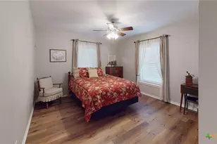 1371 Fannin Oaks Dr, Victoria, TX 77905 - Photo 13