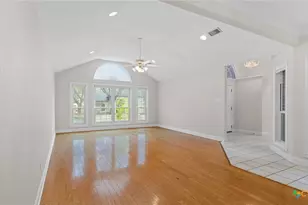 2282 Kensington Way, New Braunfels, TX 78130 - Photo 5