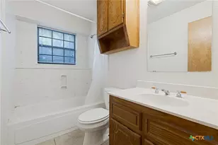 2211 Phyllis Dr, Copperas Cove, TX 76522 - Photo 25