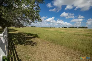 404 Annies Ln, La Vernia, TX 78121 - Photo 17