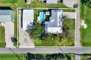 612 W Jackson Ave, Port O'Connor, TX 77982 - Photo 41