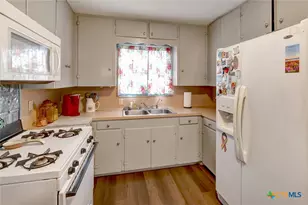 3403 E Rio Grande St, Victoria, TX 77901 - Photo 15