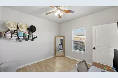 230 Navarro Crossing #6B, Seguin, TX 78155 - Photo 15